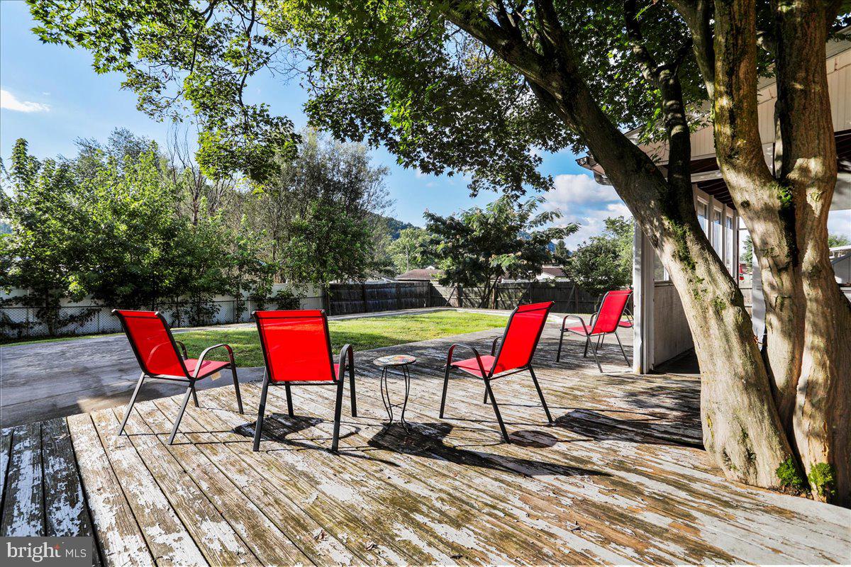 AIRPORT ADDITION - Residential