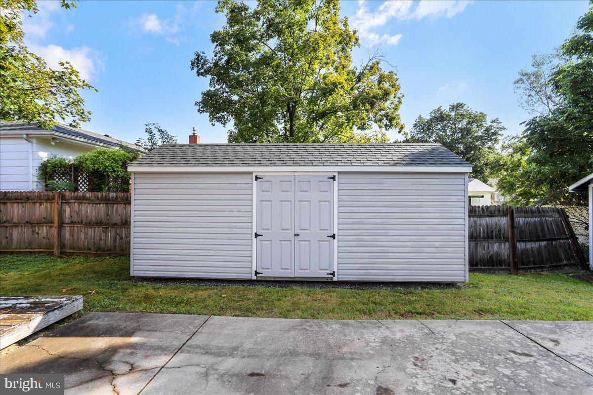 AIRPORT ADDITION - Residential