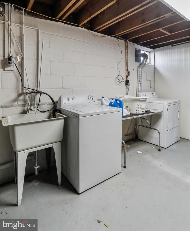 AIRPORT ADDITION - Residential