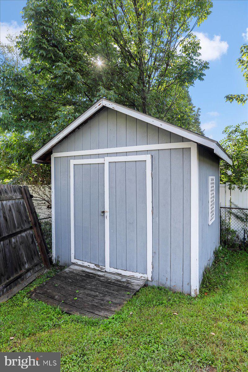 AIRPORT ADDITION - Residential