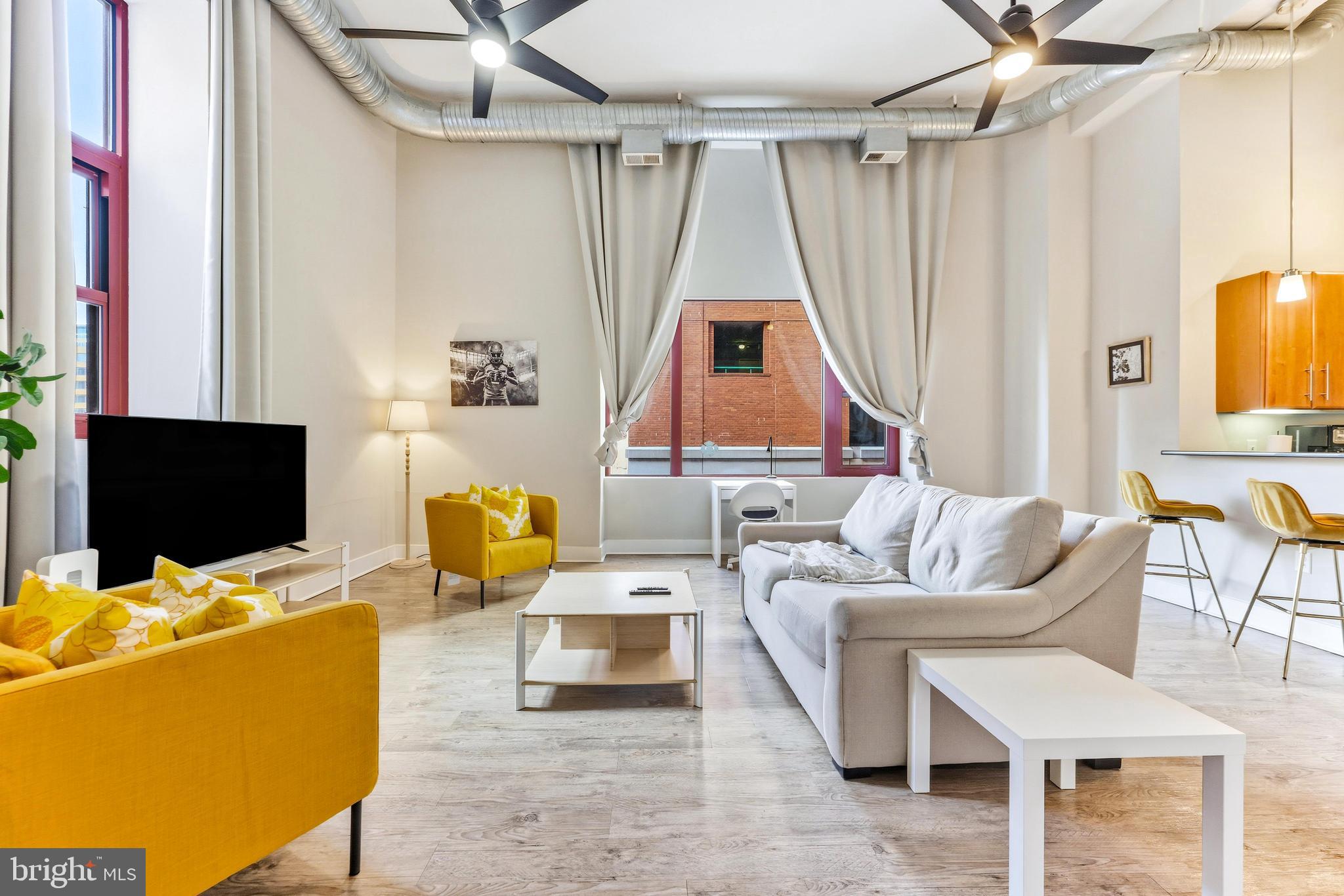 DOWNTOWN - Residential