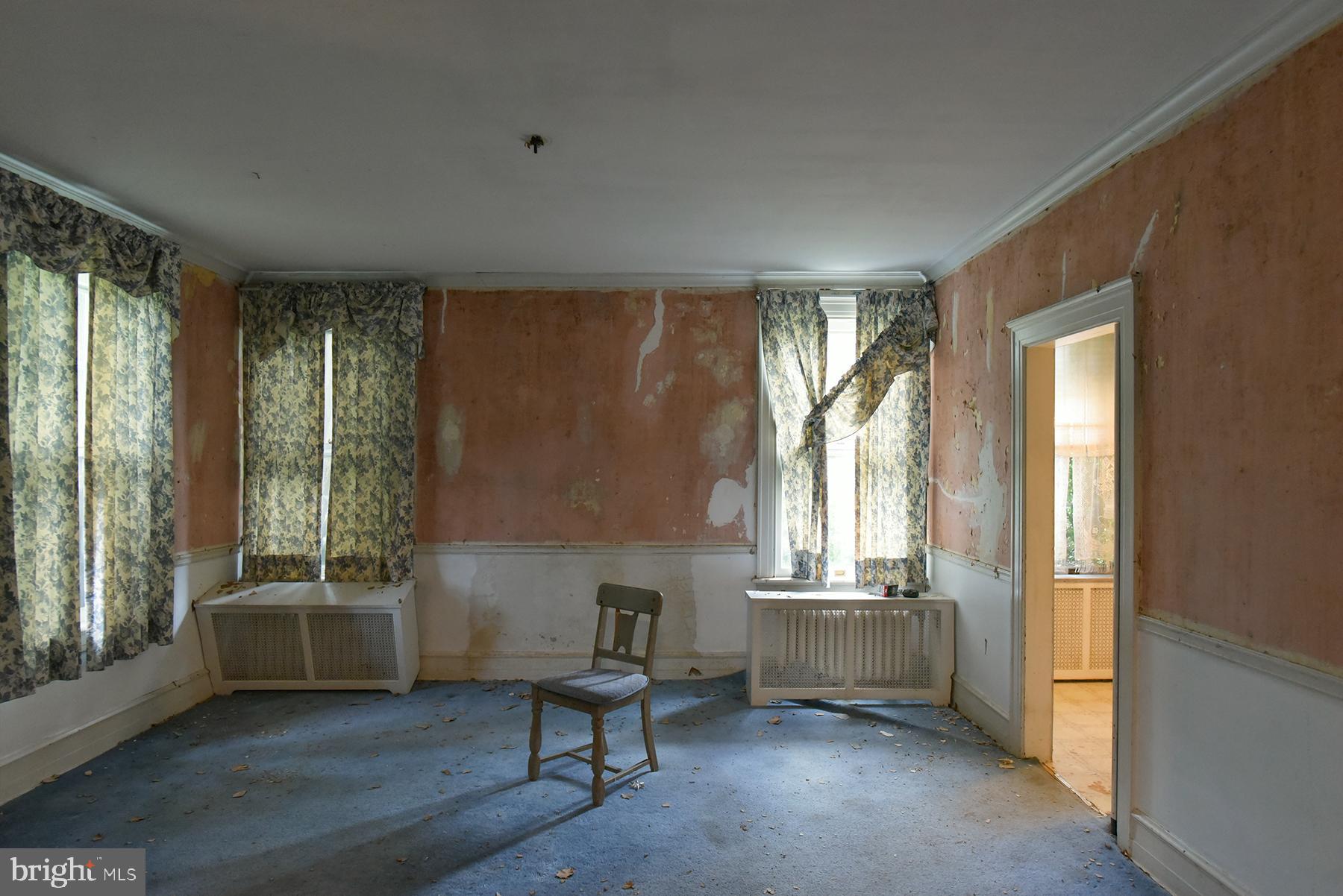 NORTH END - Residential