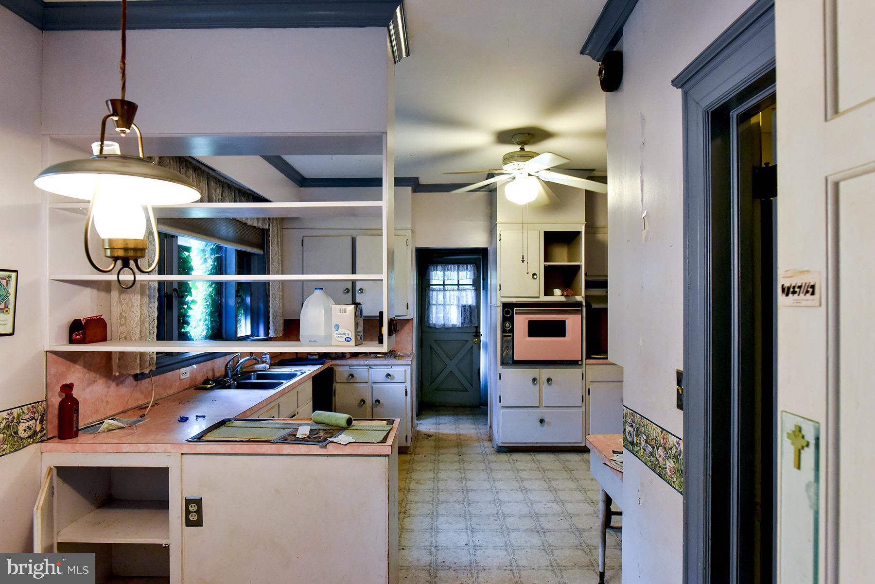 NORTH END - Residential