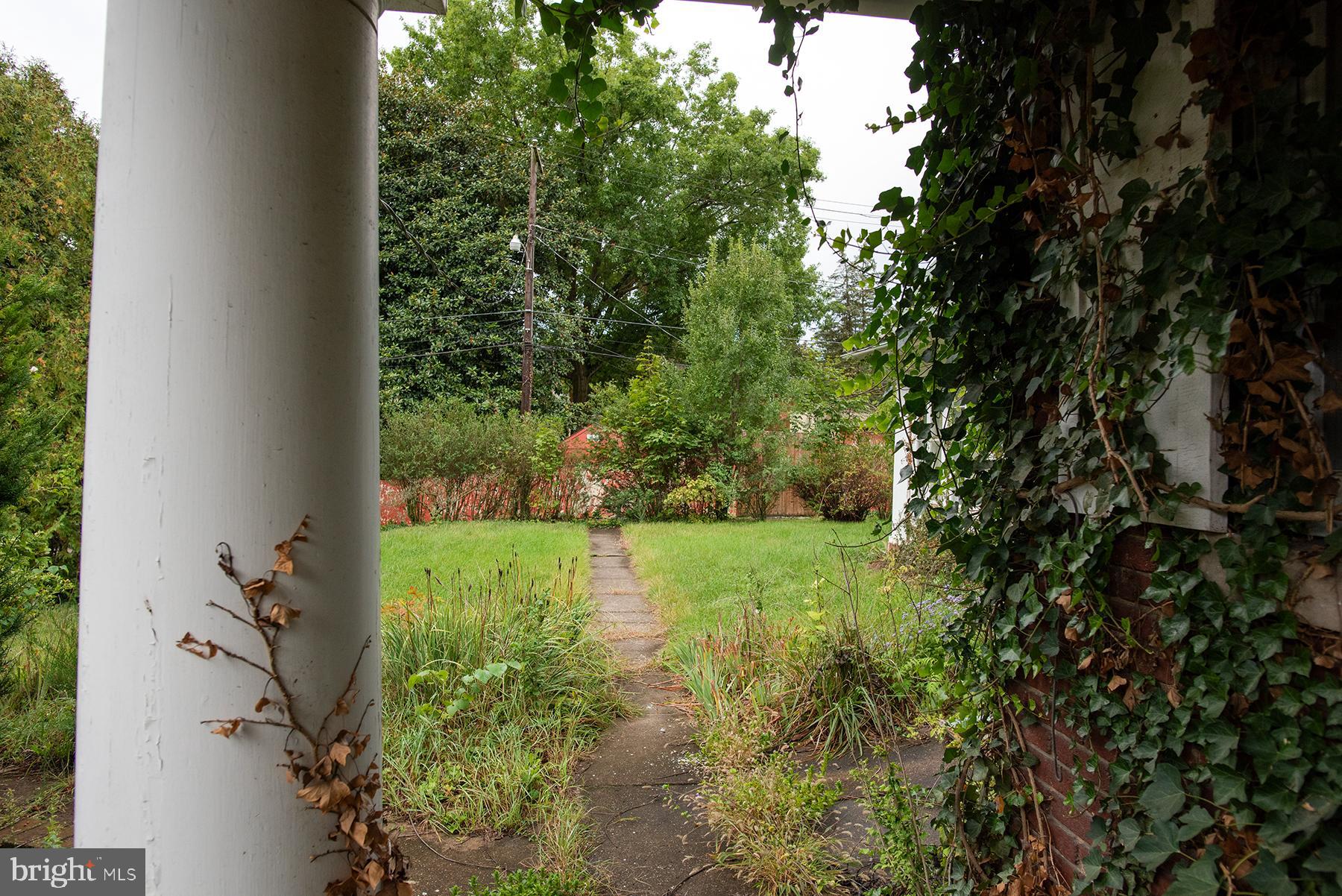 NORTH END - Residential