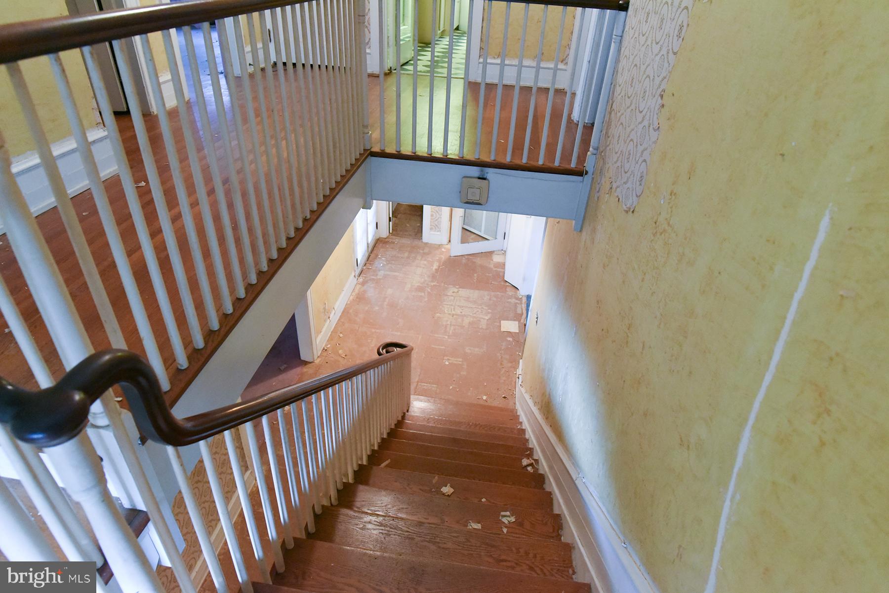 NORTH END - Residential