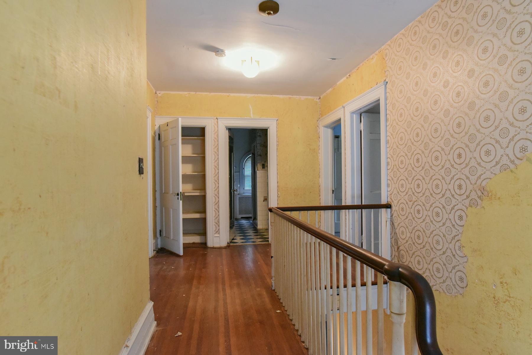 NORTH END - Residential