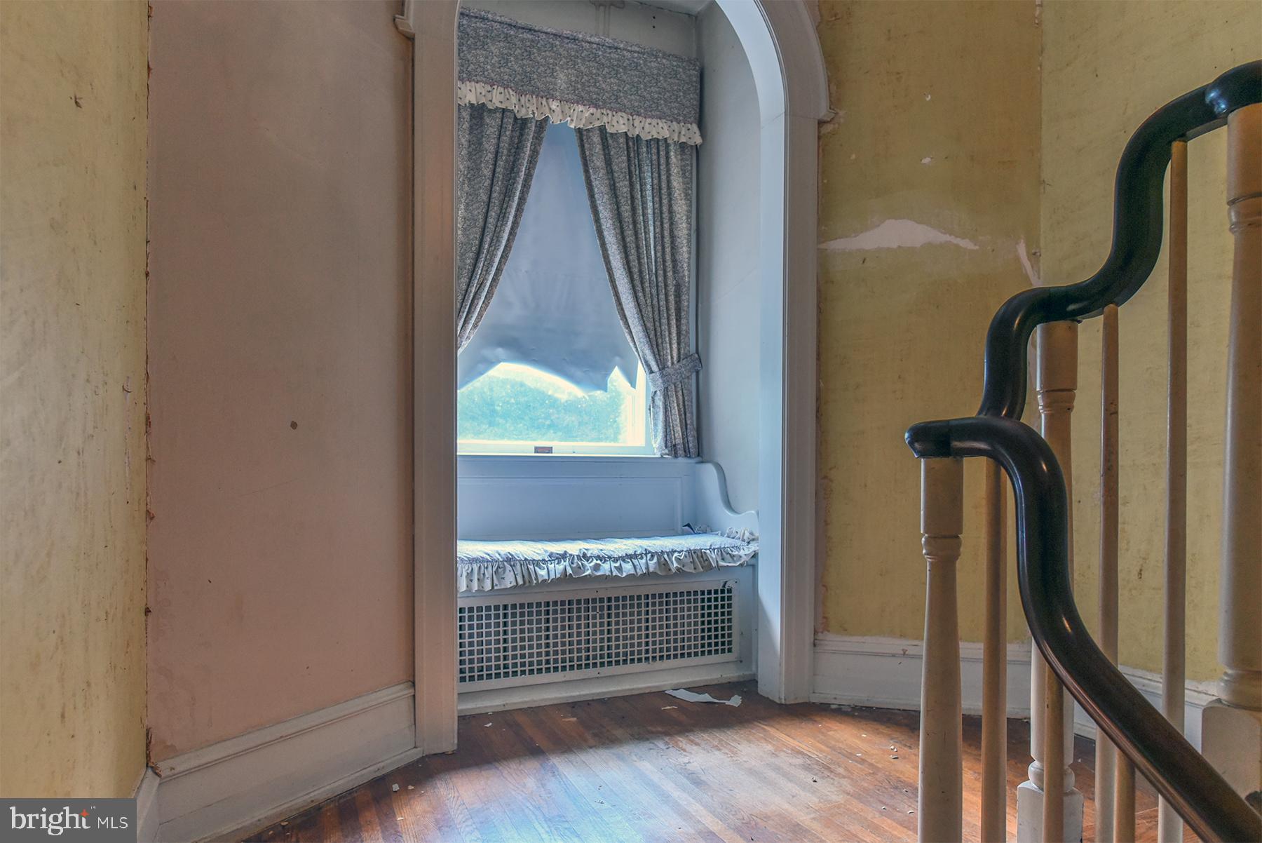 NORTH END - Residential