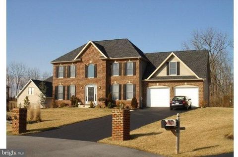 Photo of 20502 Quiet Valley Court, HAGERSTOWN, MD 21742 (MLS # MDWA2033858)