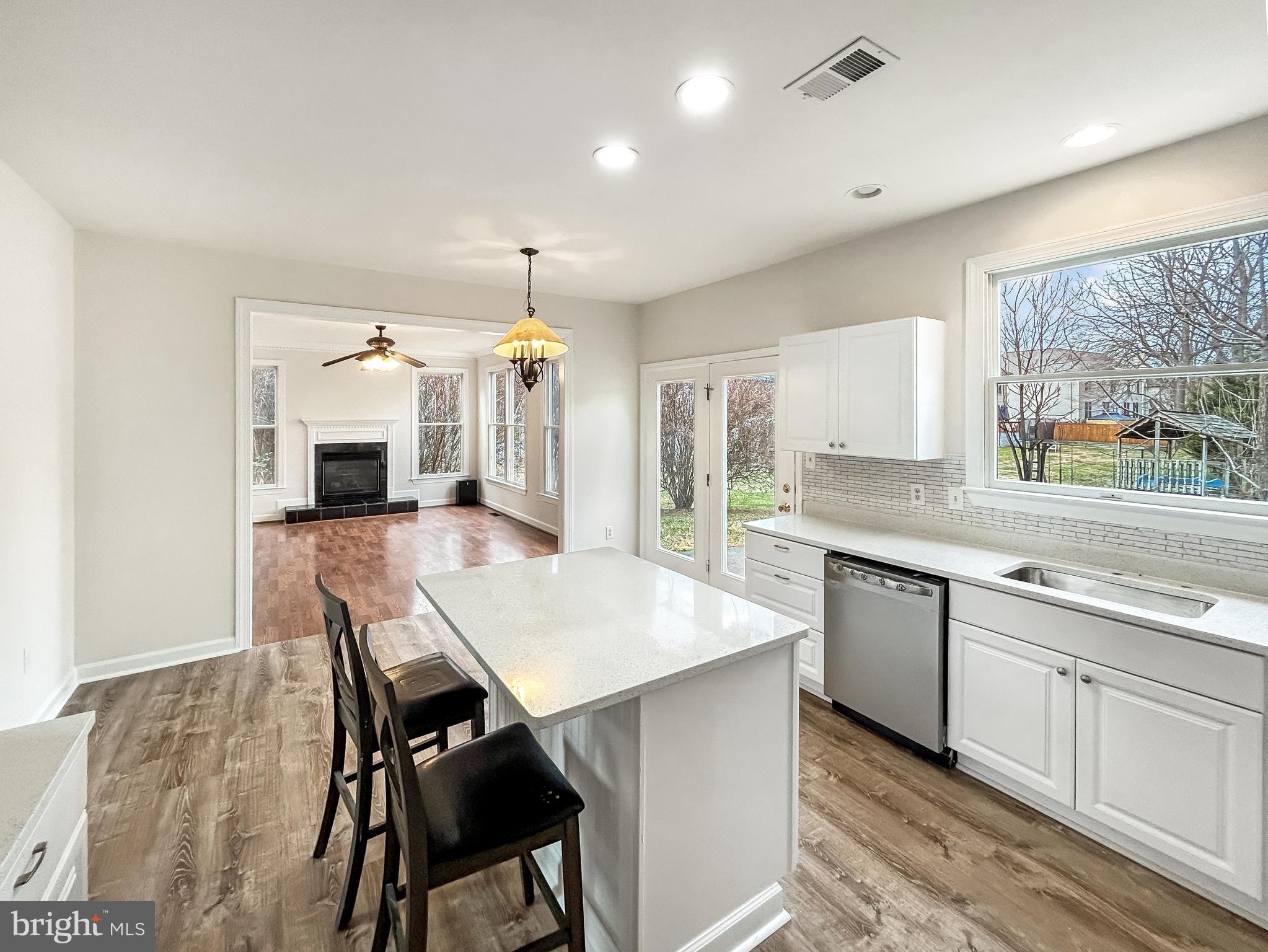 WOODBRIDGE - Residential