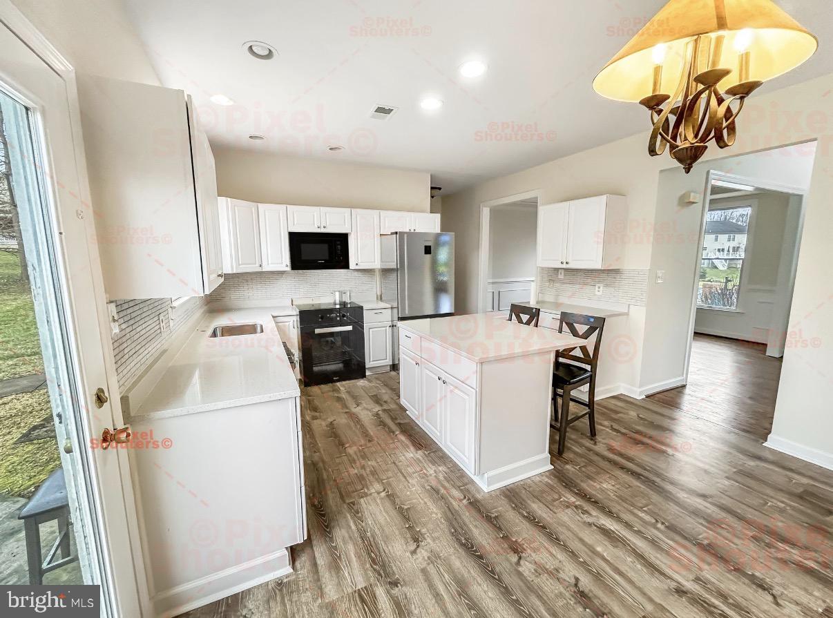 WOODBRIDGE - Residential