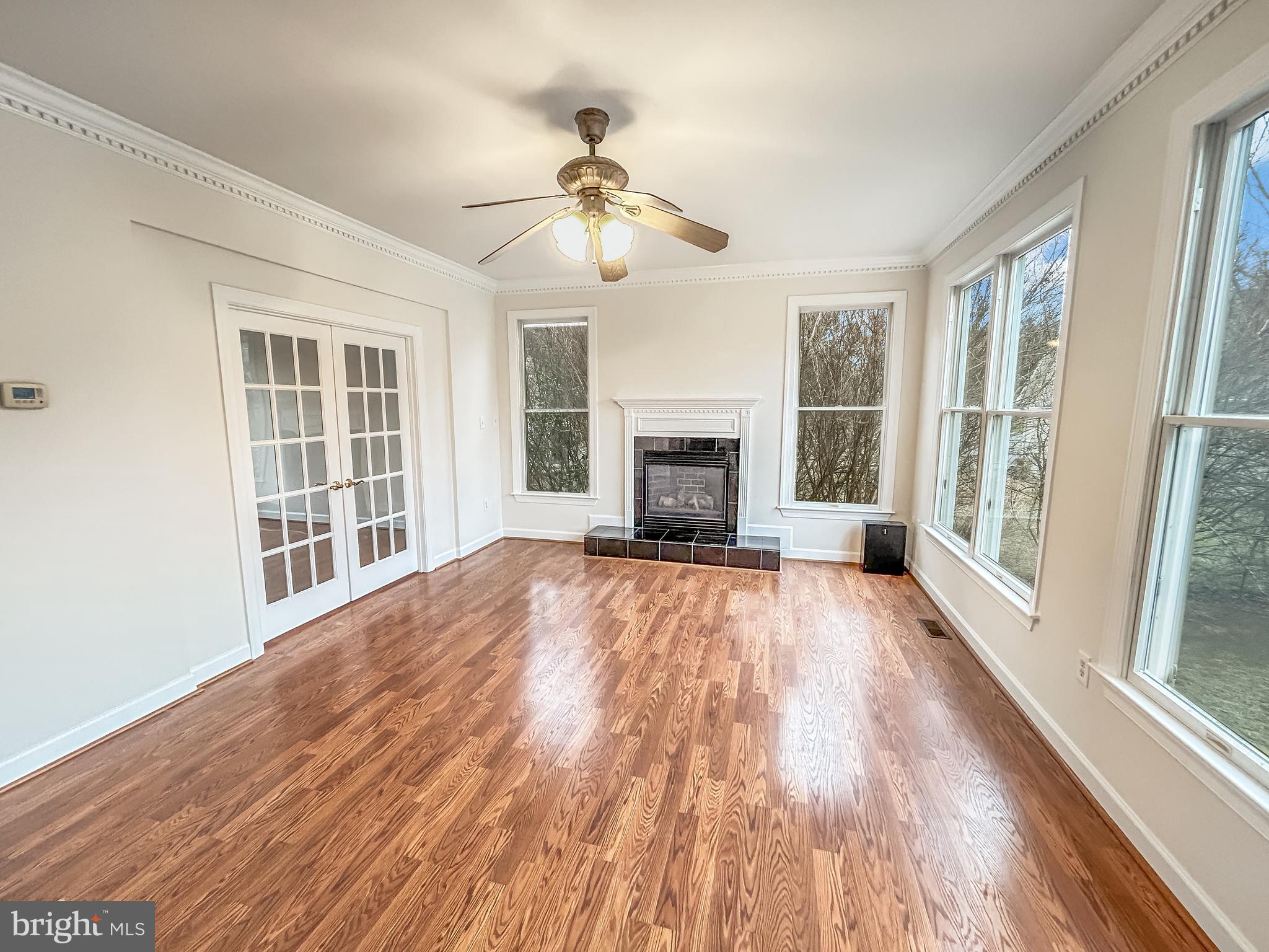 WOODBRIDGE - Residential