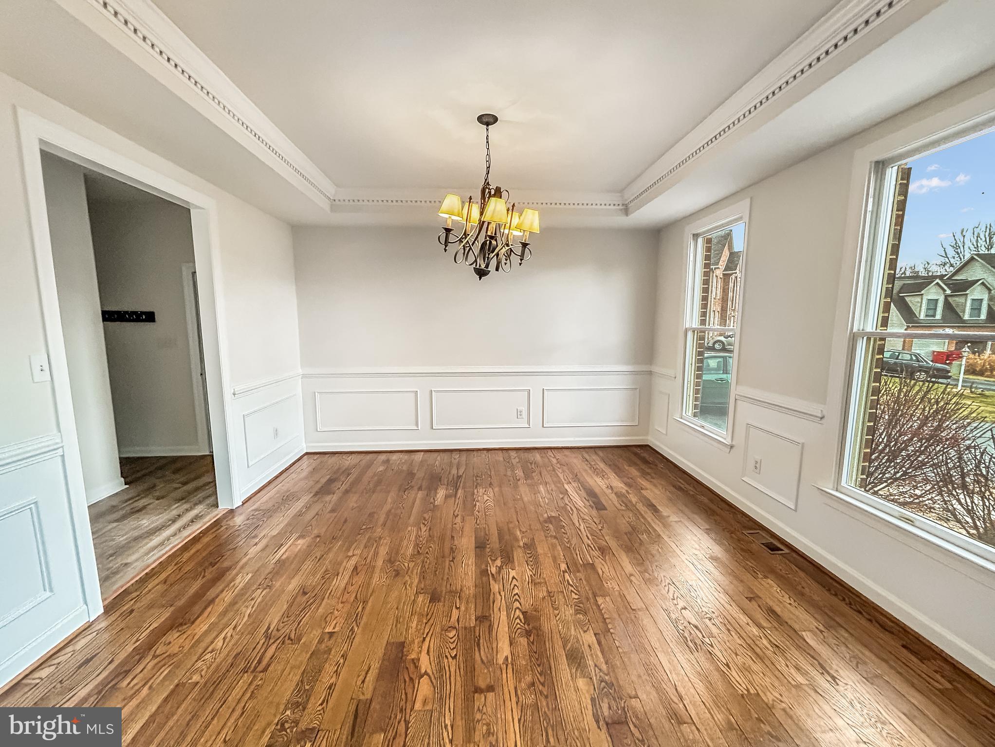 WOODBRIDGE - Residential