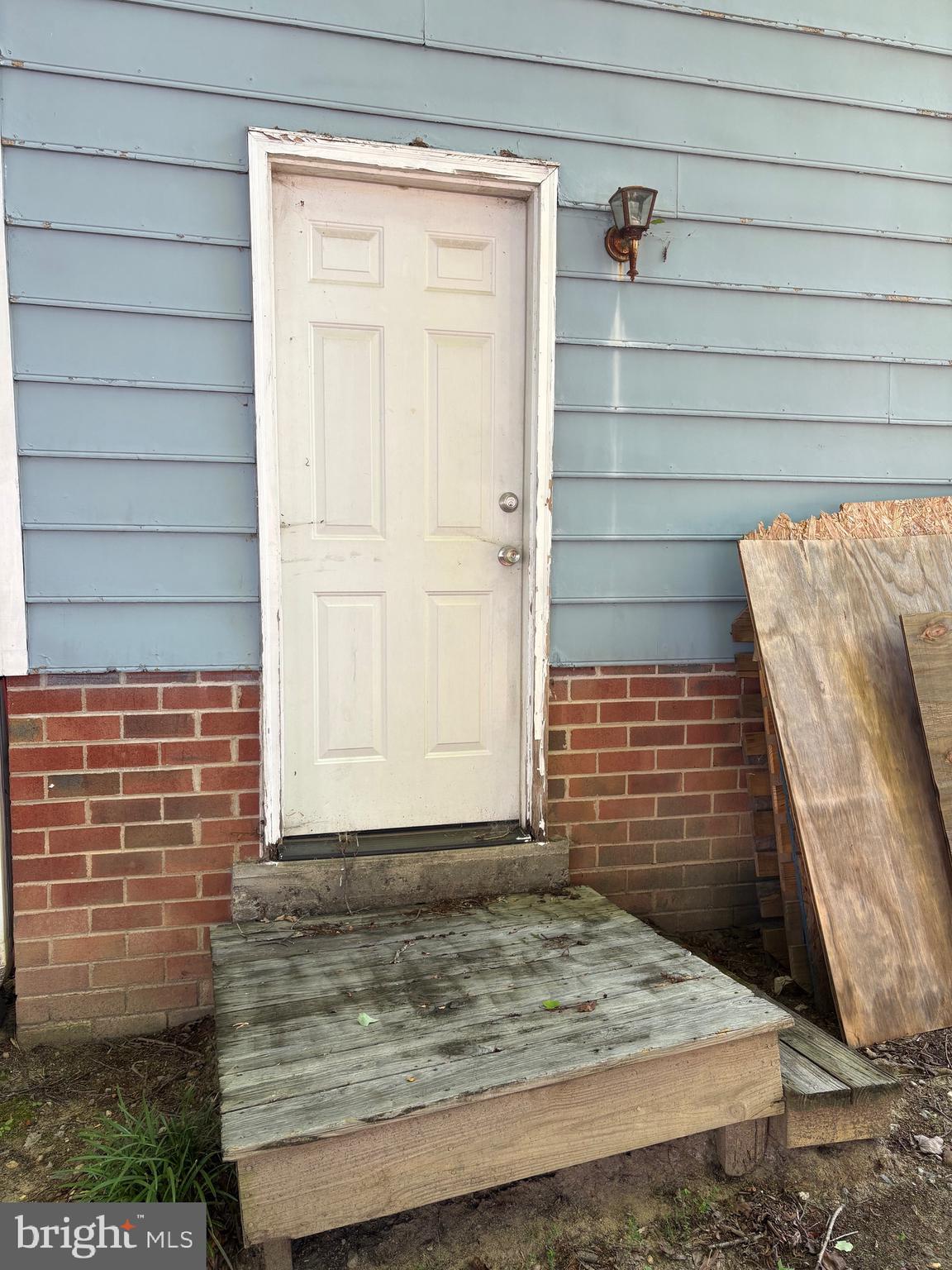 424 WADSWORTH DRIVE