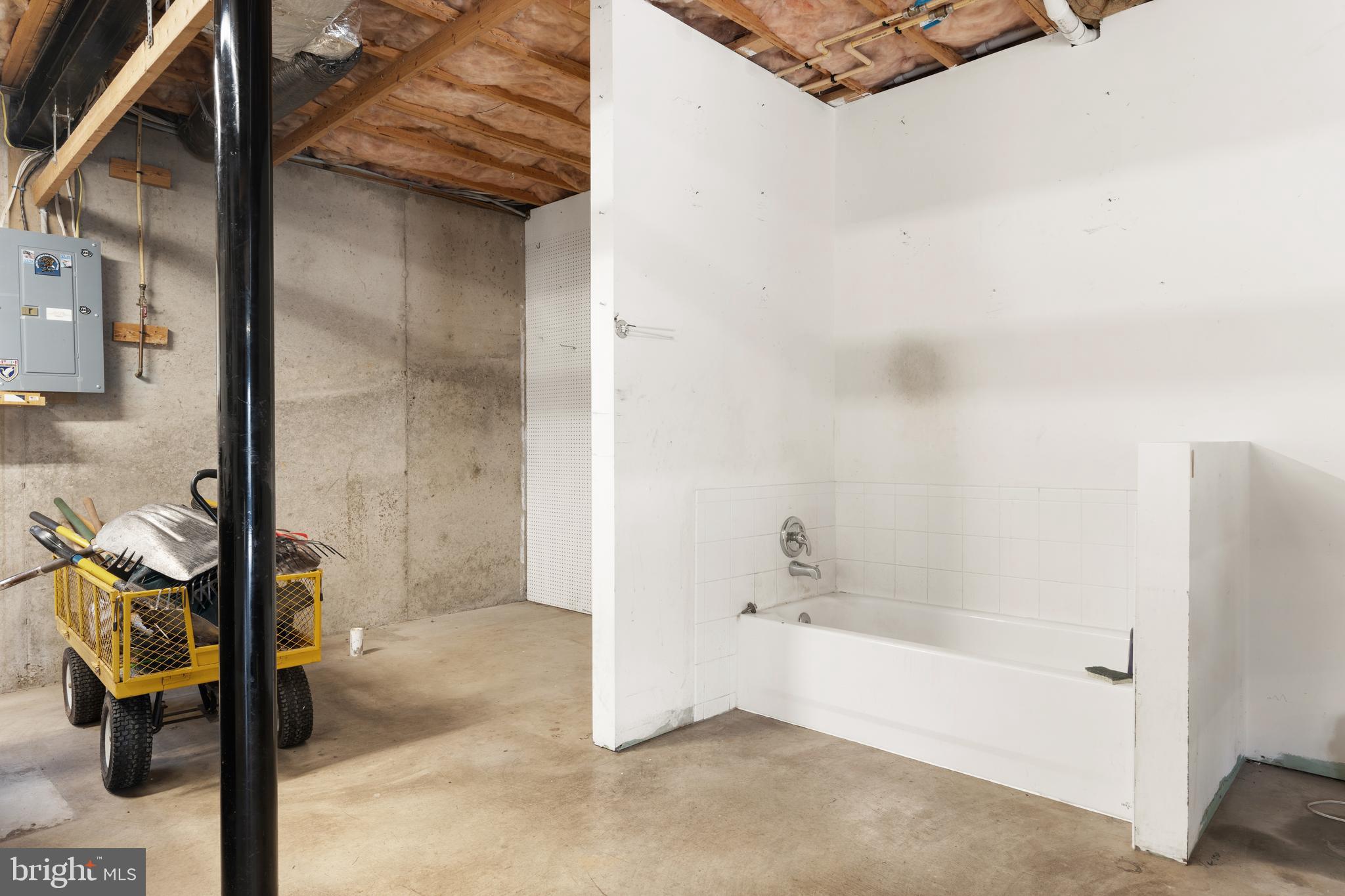 ROCKY MARSH ESTATES - Residential