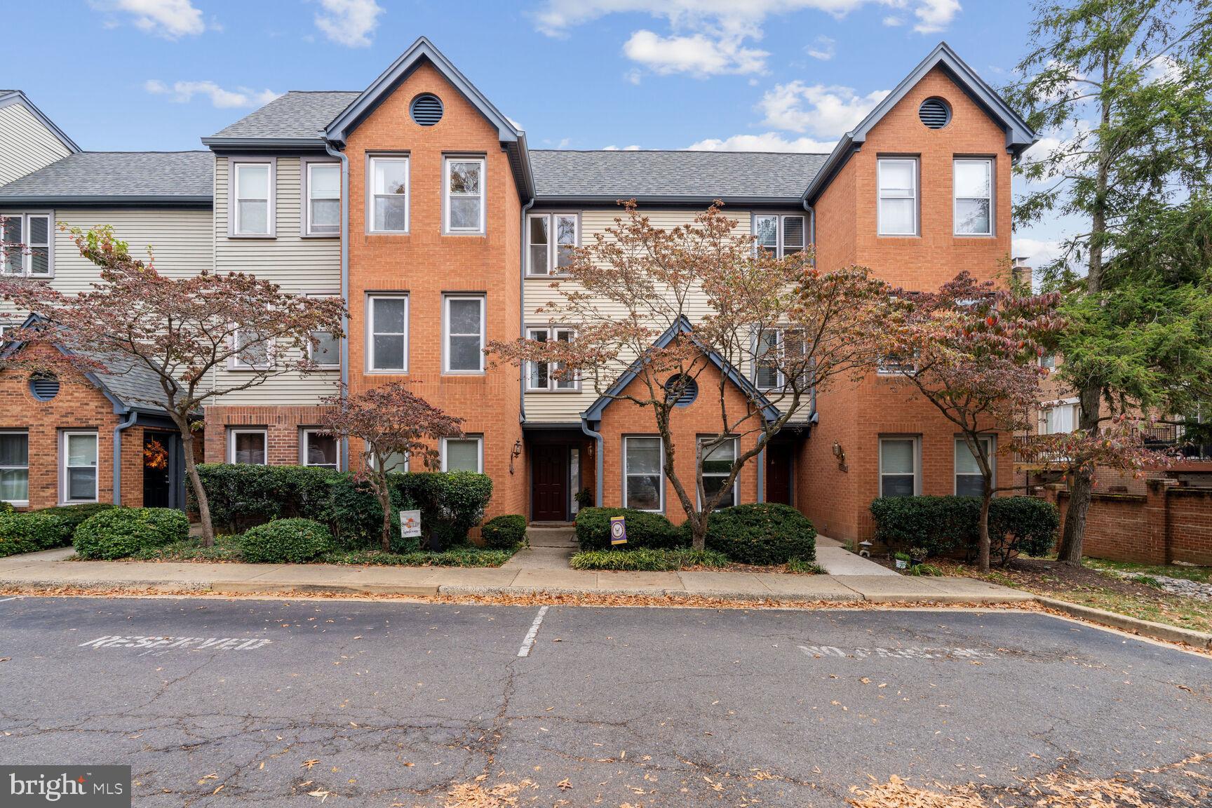 DUNDREE HILL - Residential