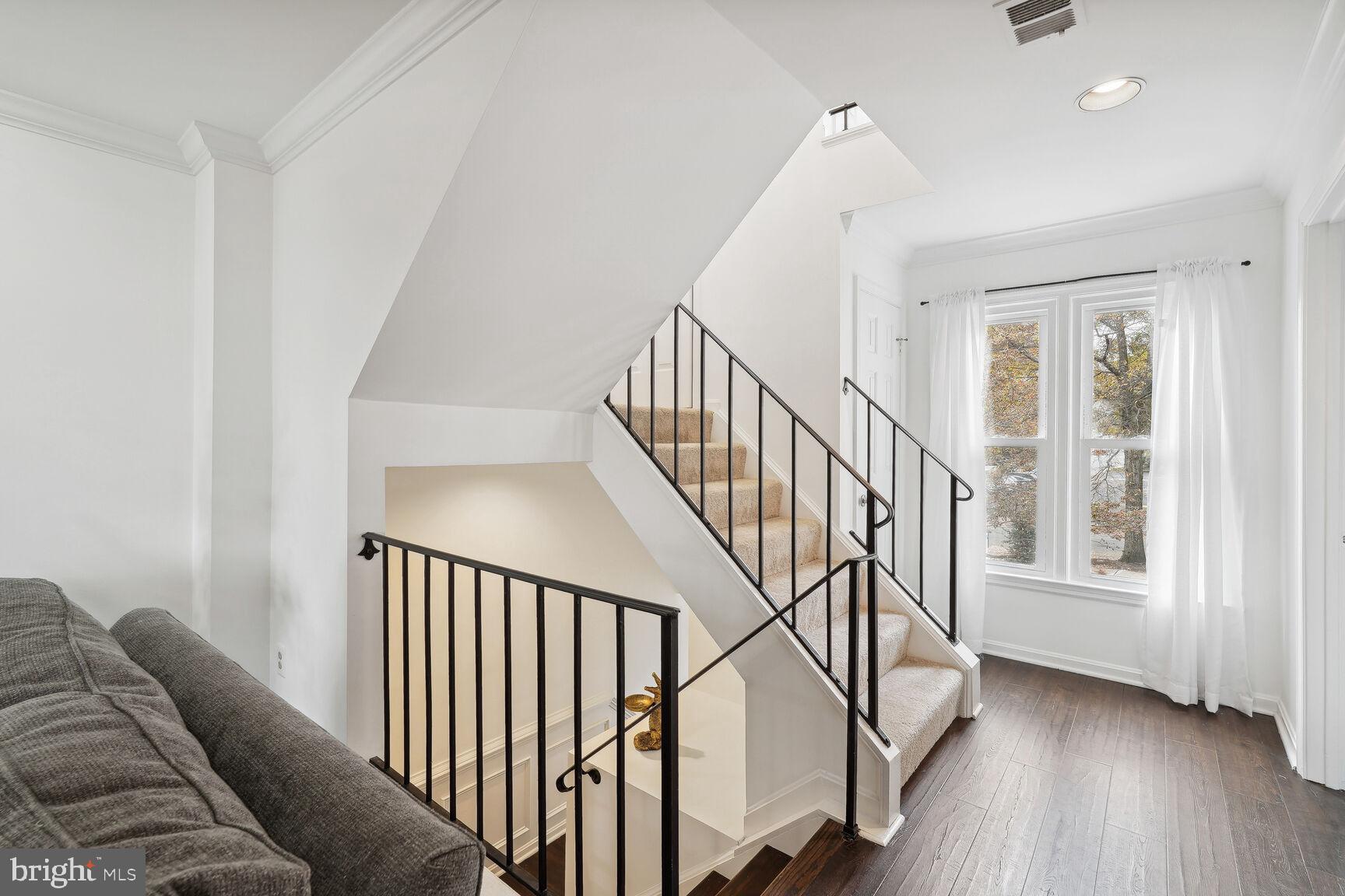 DUNDREE HILL - Residential