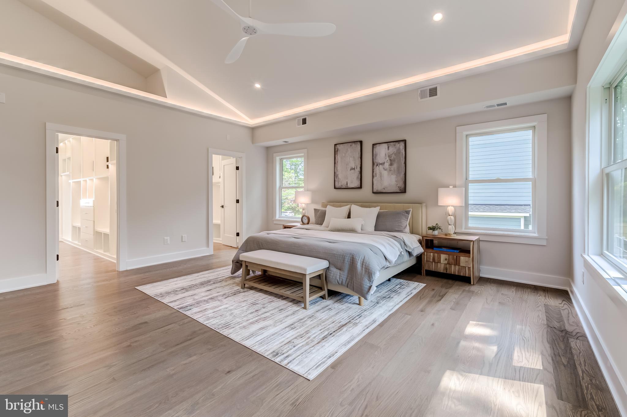 VIENNA WOODS - Residential