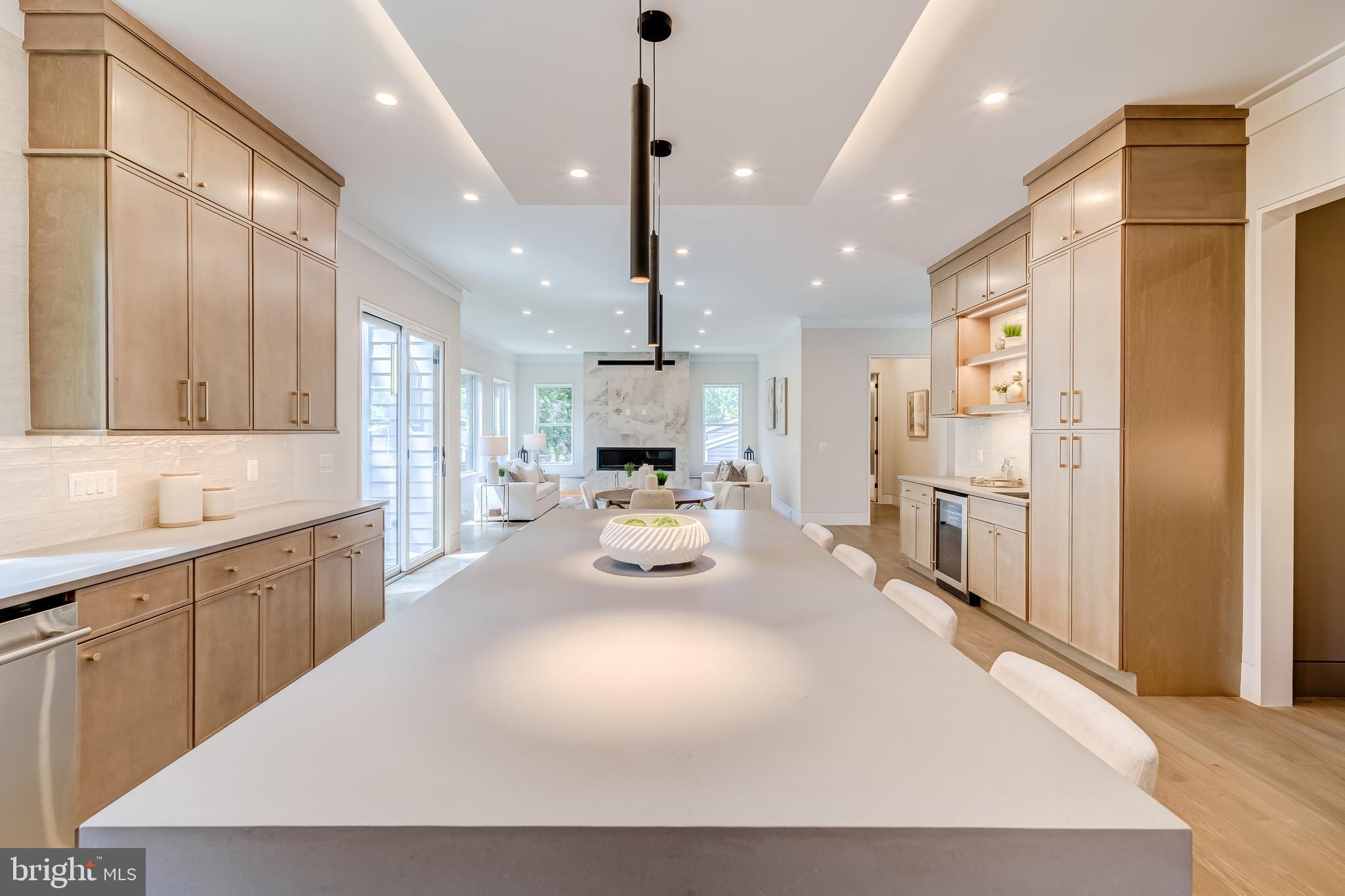 VIENNA WOODS - Residential