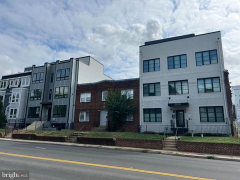 1013 17TH STREET NE WASHINGTON DC 20002