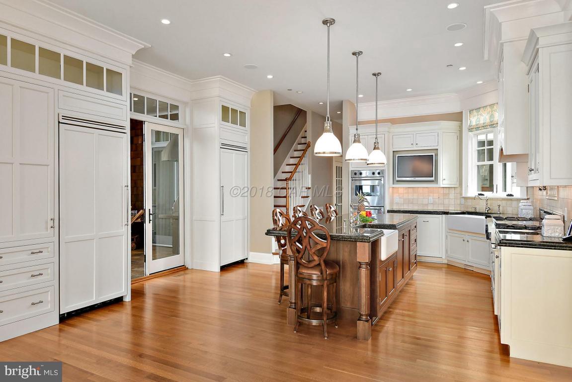 HERON HARBOUR - Residential