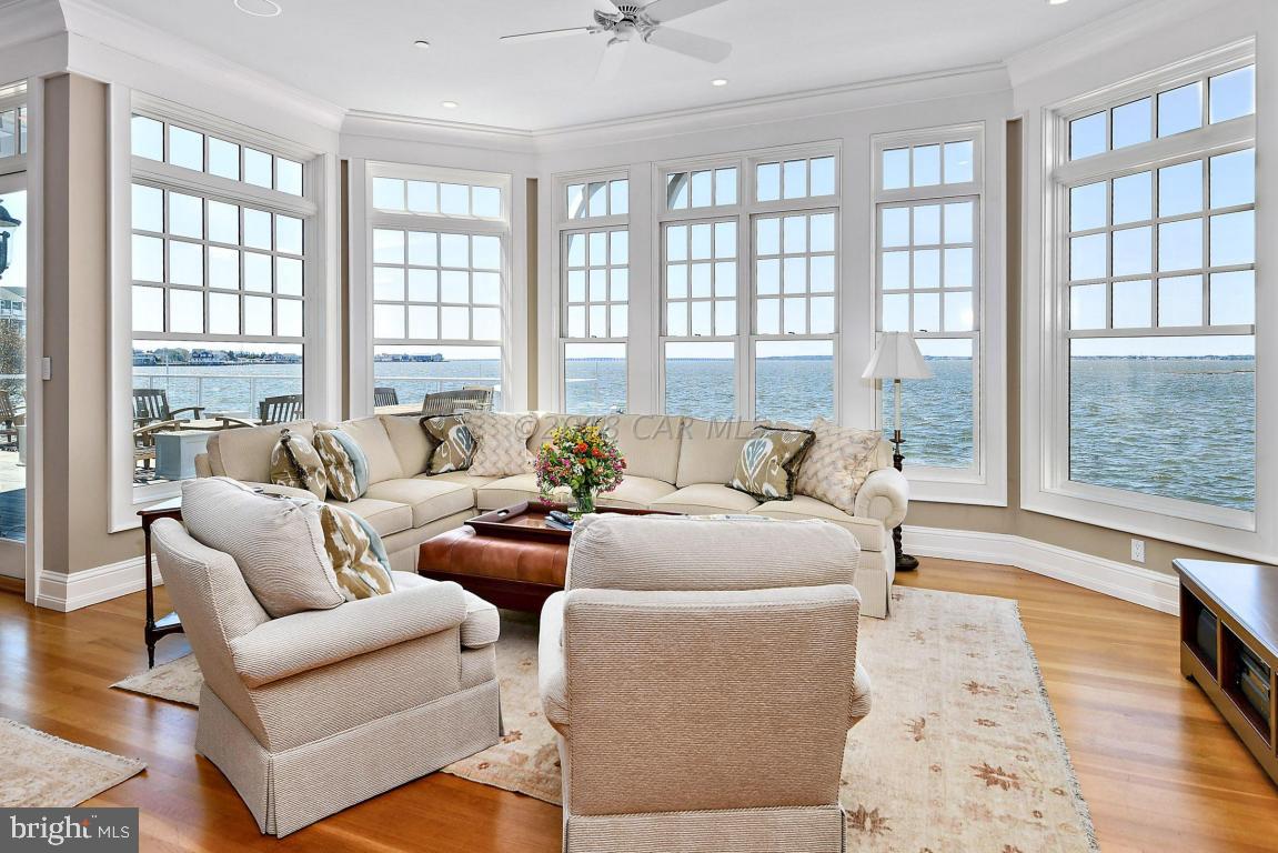 HERON HARBOUR - Residential