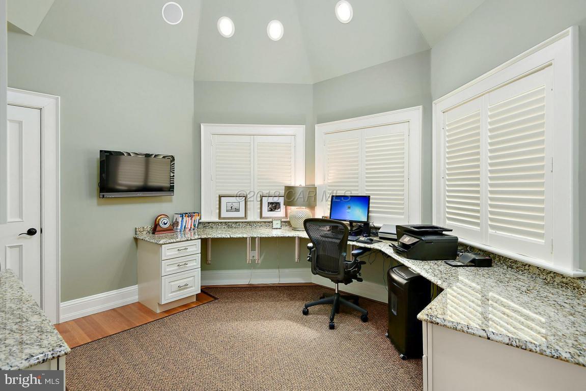 HERON HARBOUR - Residential