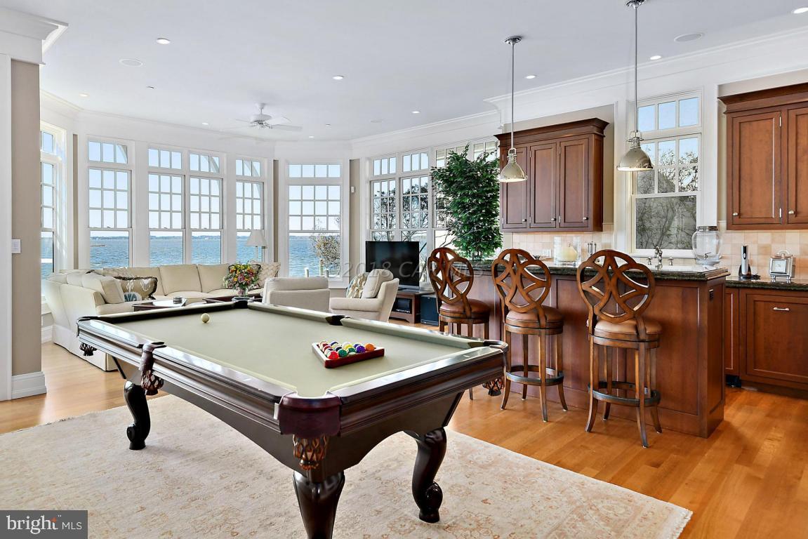 HERON HARBOUR - Residential