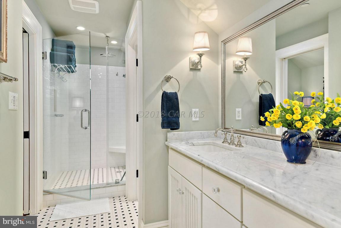 HERON HARBOUR - Residential