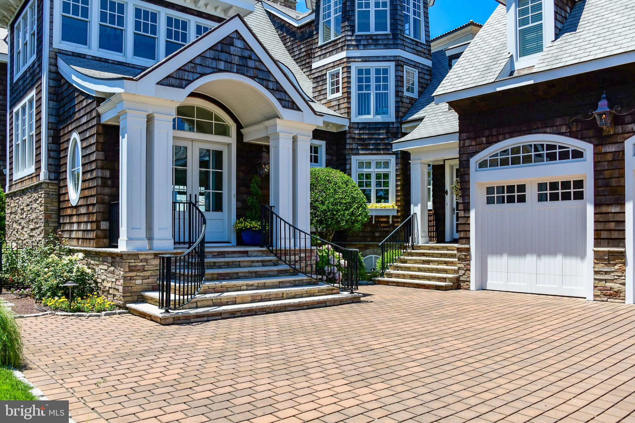 HERON HARBOUR - Residential