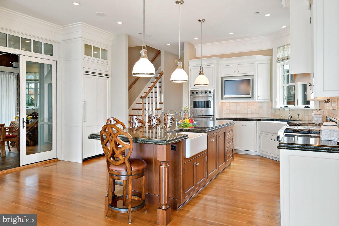 HERON HARBOUR - Residential