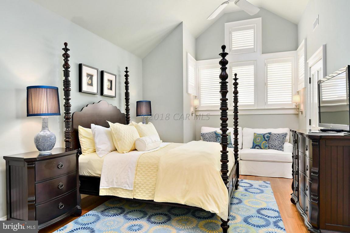 HERON HARBOUR - Residential