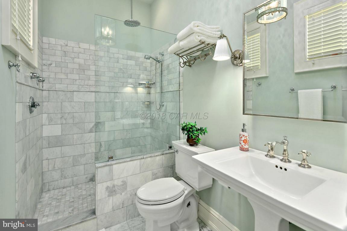 HERON HARBOUR - Residential