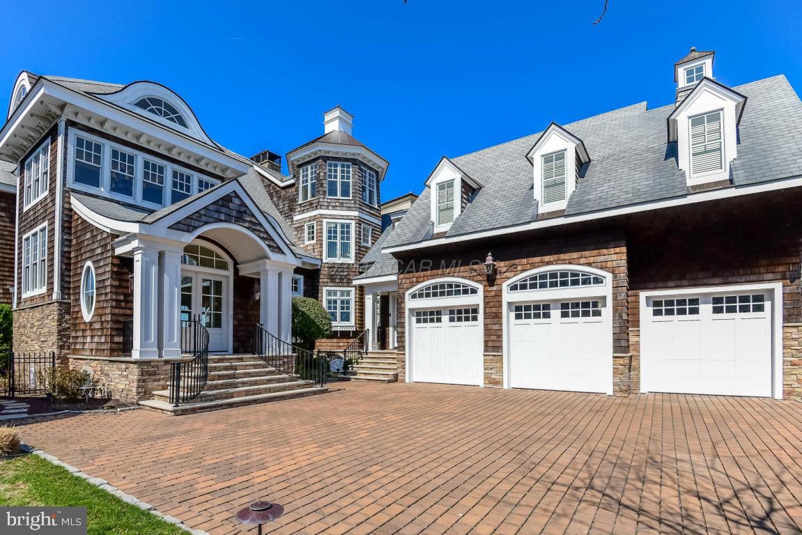 HERON HARBOUR - Residential