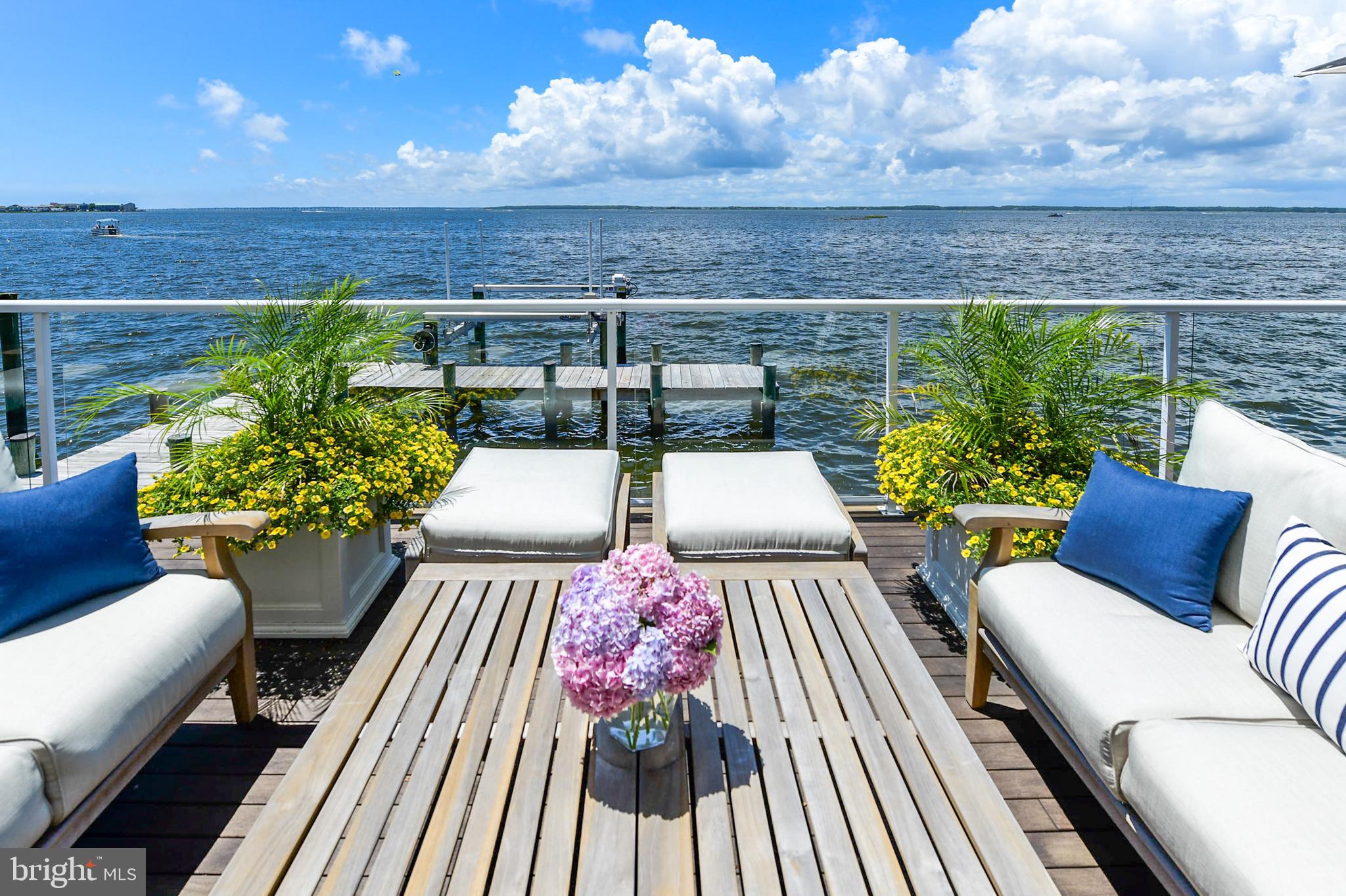 HERON HARBOUR - Residential