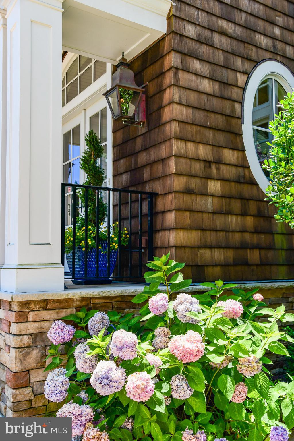 HERON HARBOUR - Residential