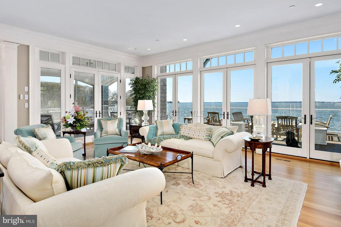 HERON HARBOUR - Residential