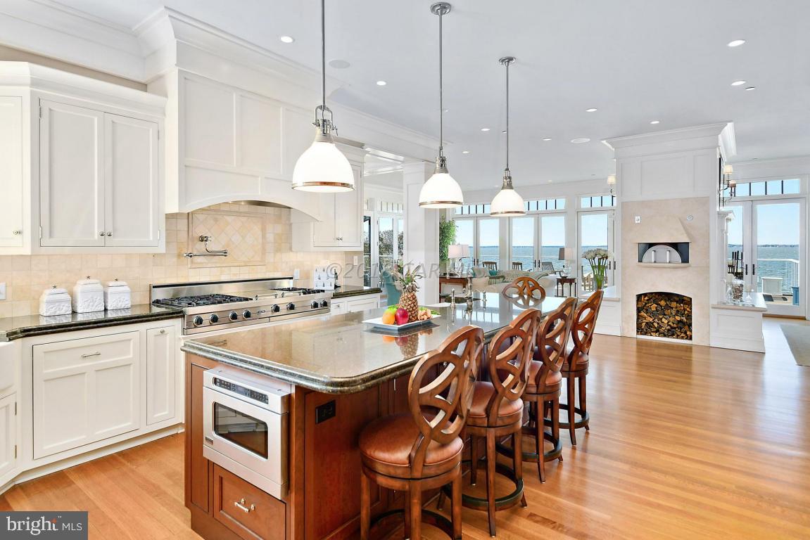 HERON HARBOUR - Residential