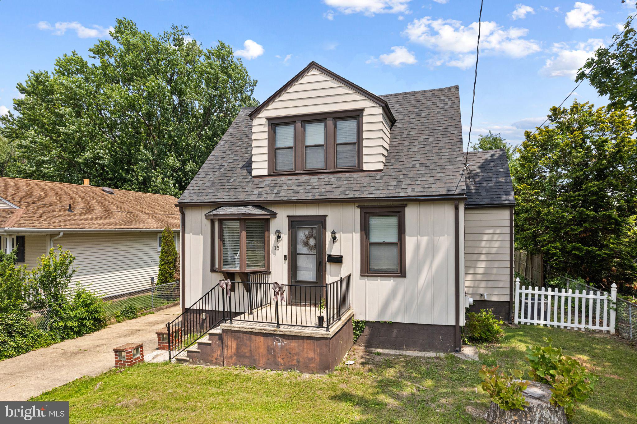 15 OXFORD AVENUE