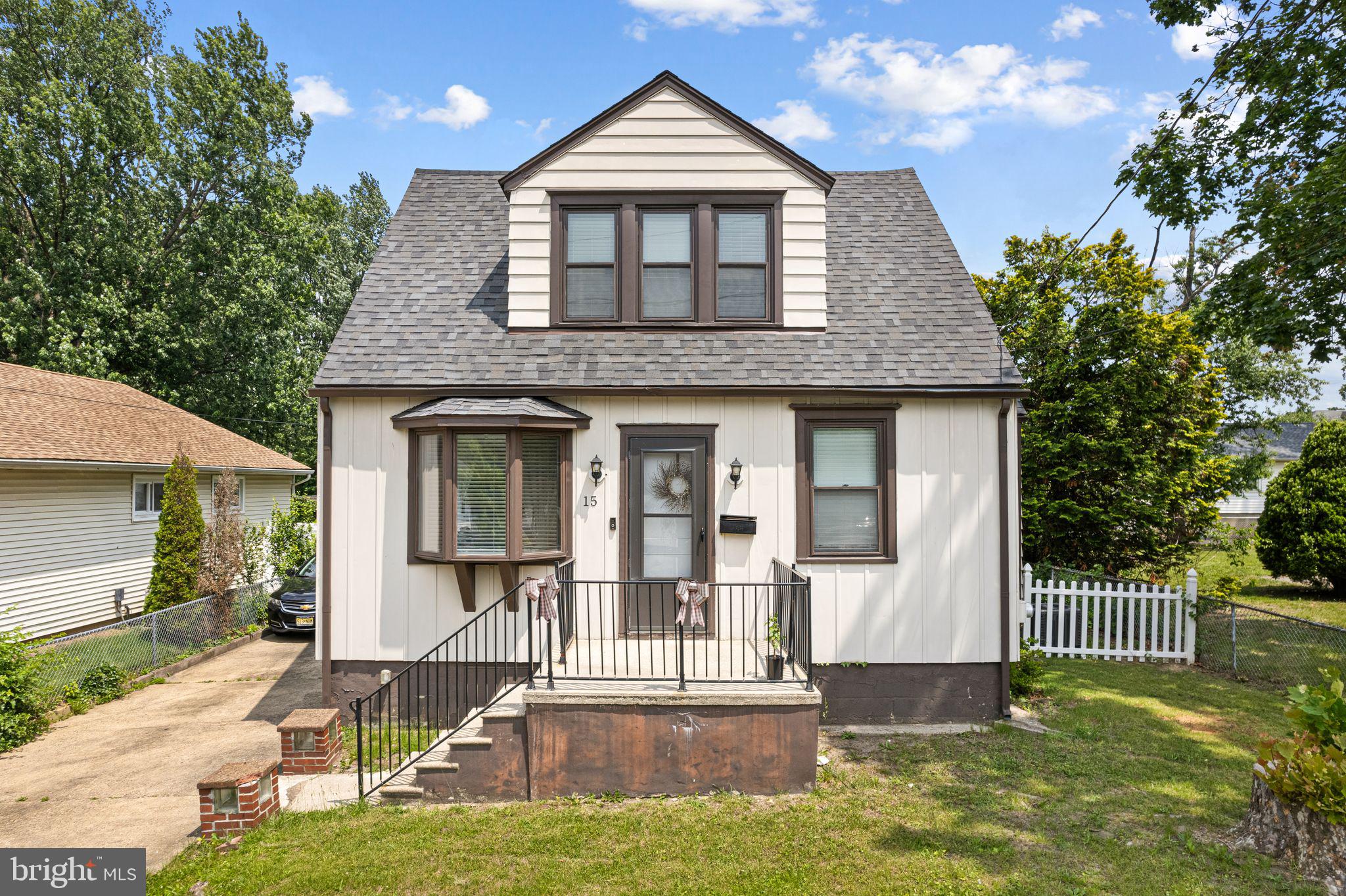 15 OXFORD AVENUE