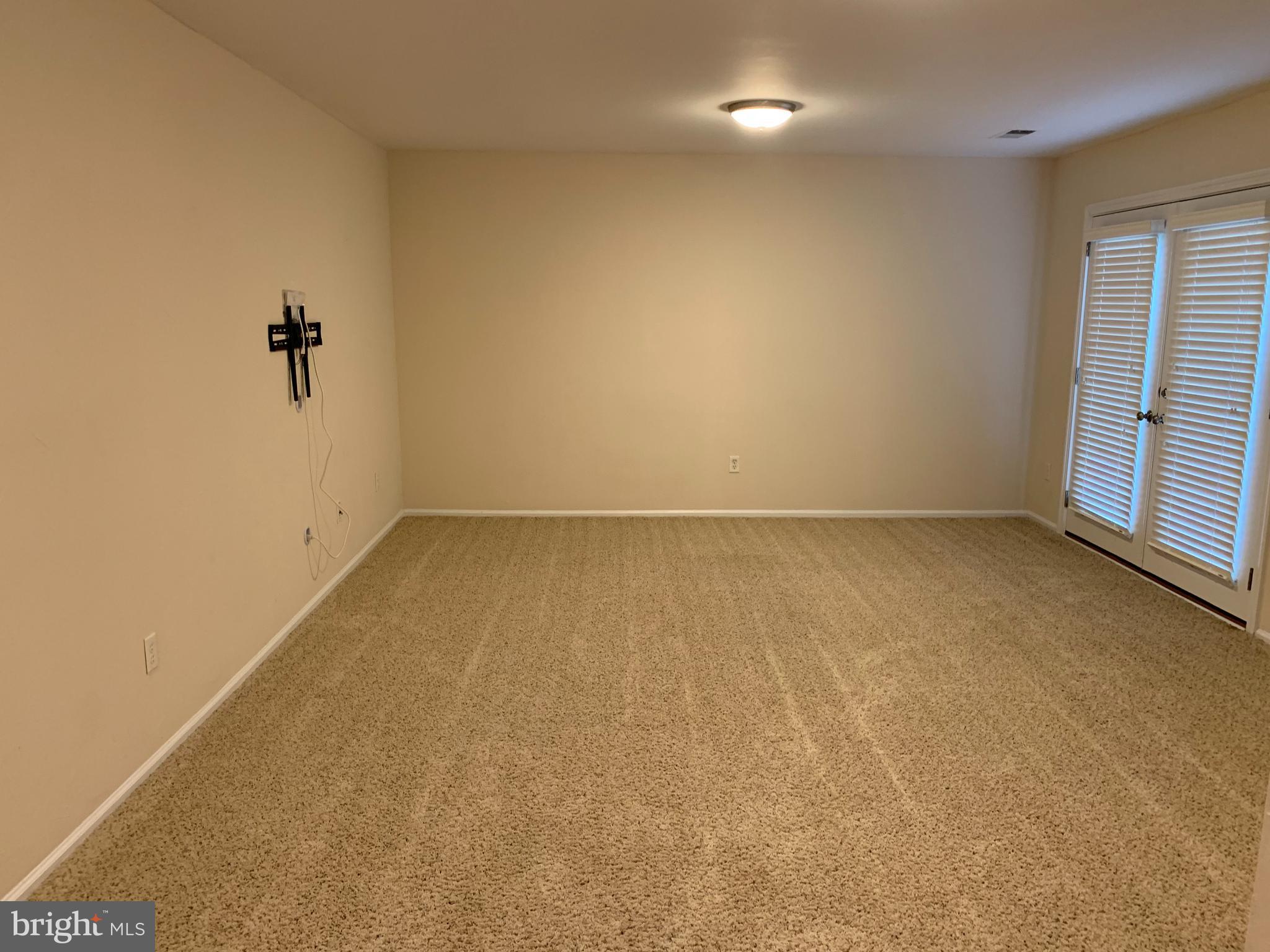 COUNTRYSIDE - Residential Lease