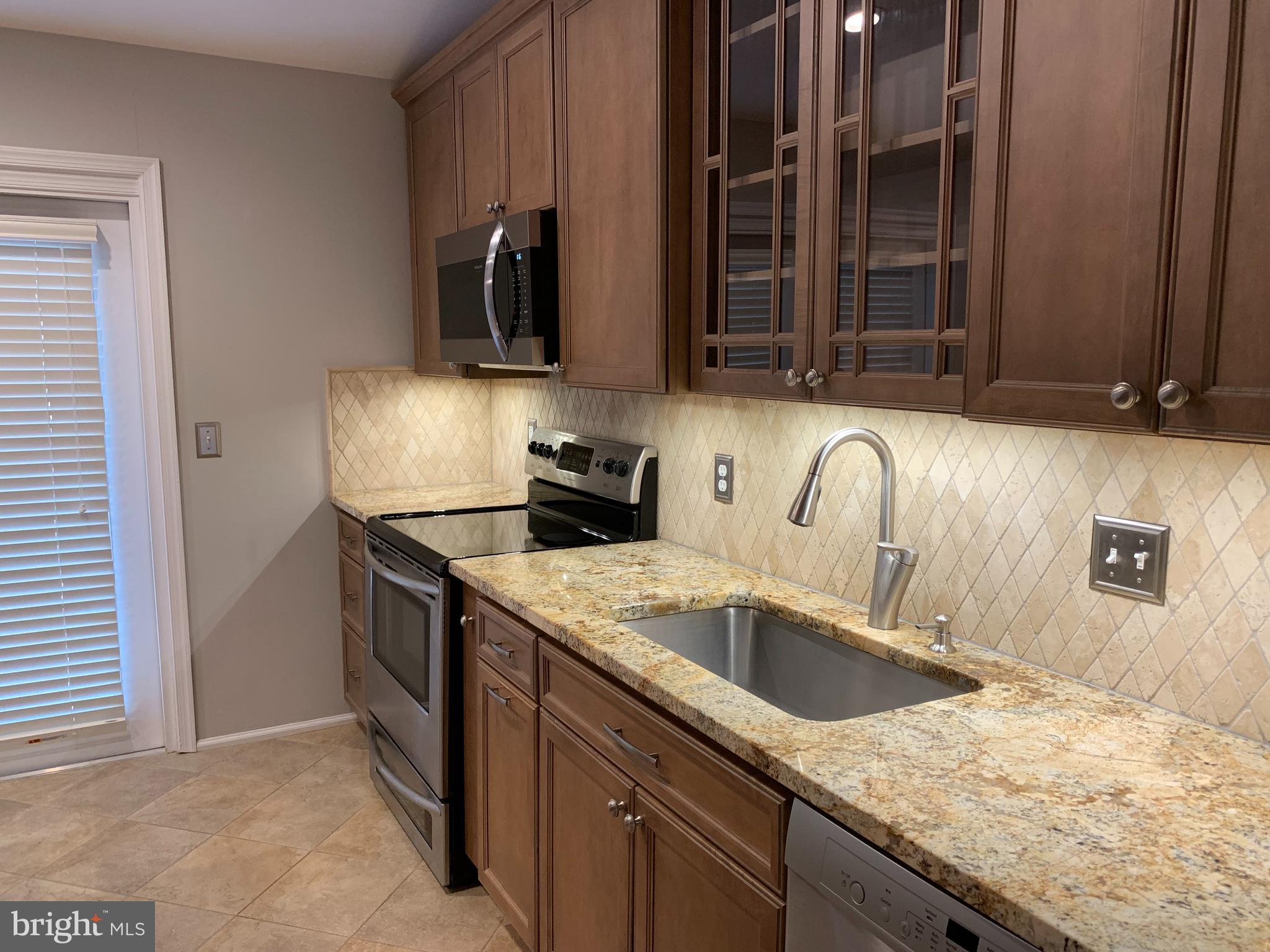 COUNTRYSIDE - Residential Lease