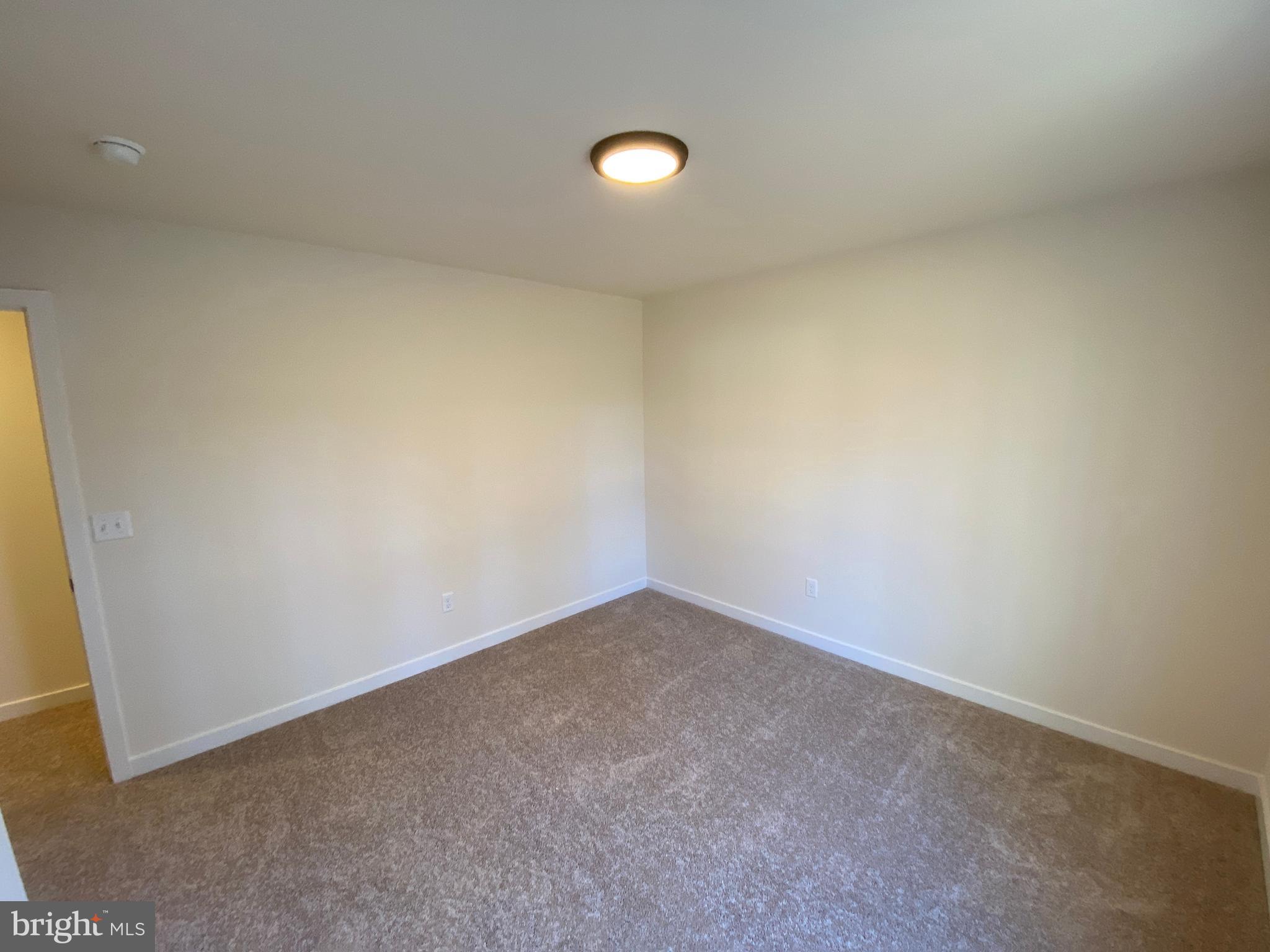 PBE FOREST GROVE - Residential Lease