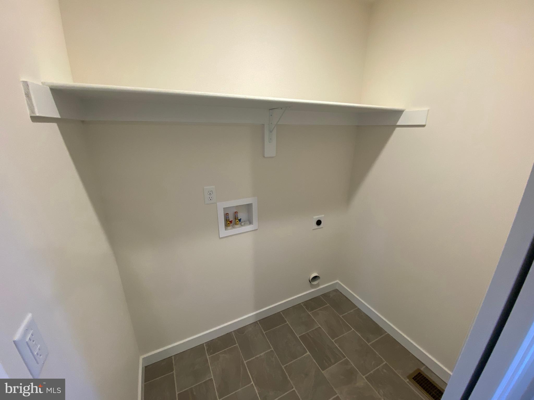 PBE FOREST GROVE - Residential Lease