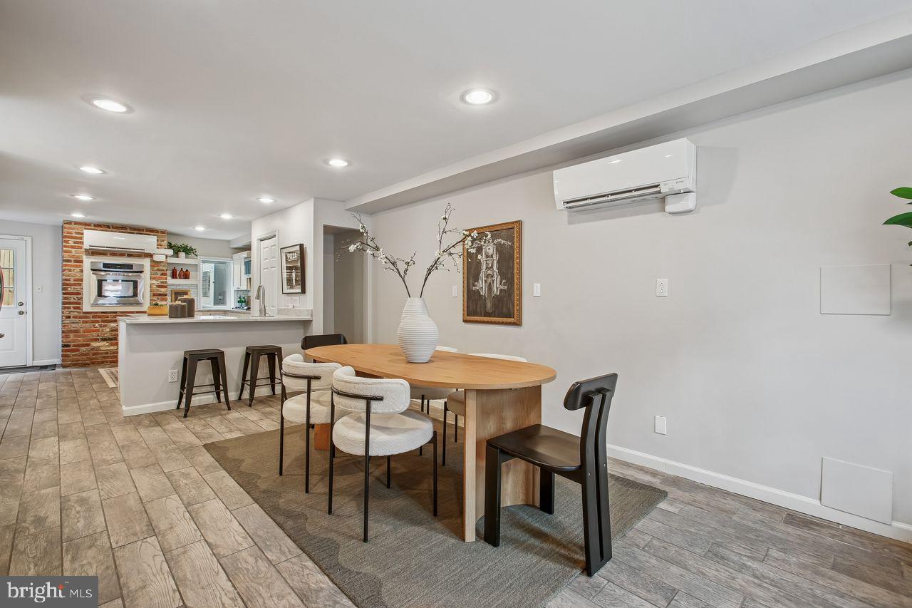 1200 WALTER STREET SE