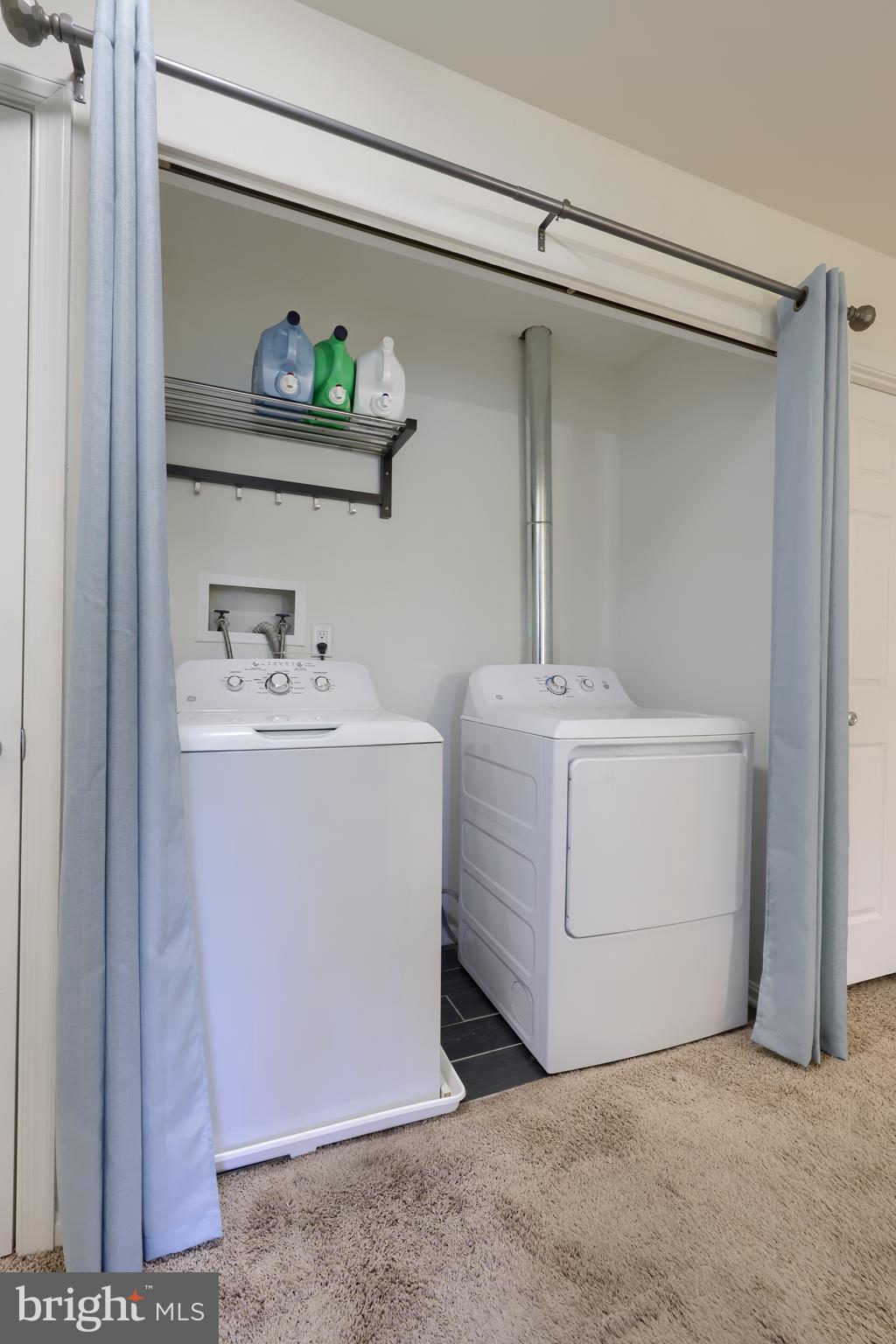 ROCKLEDGE - Residential