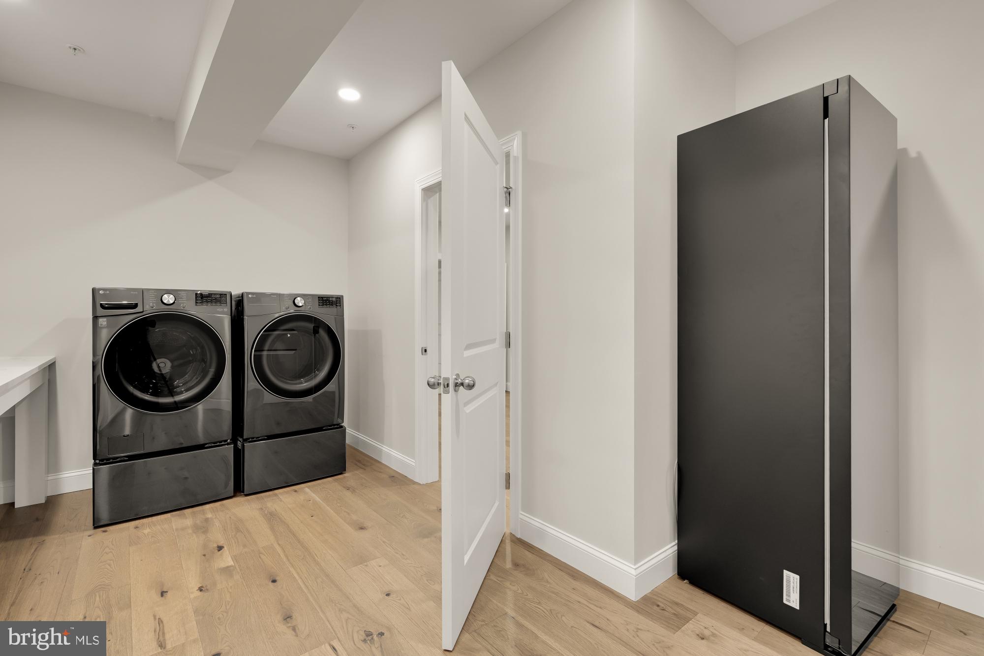 NORTH POTOMAC - Residential