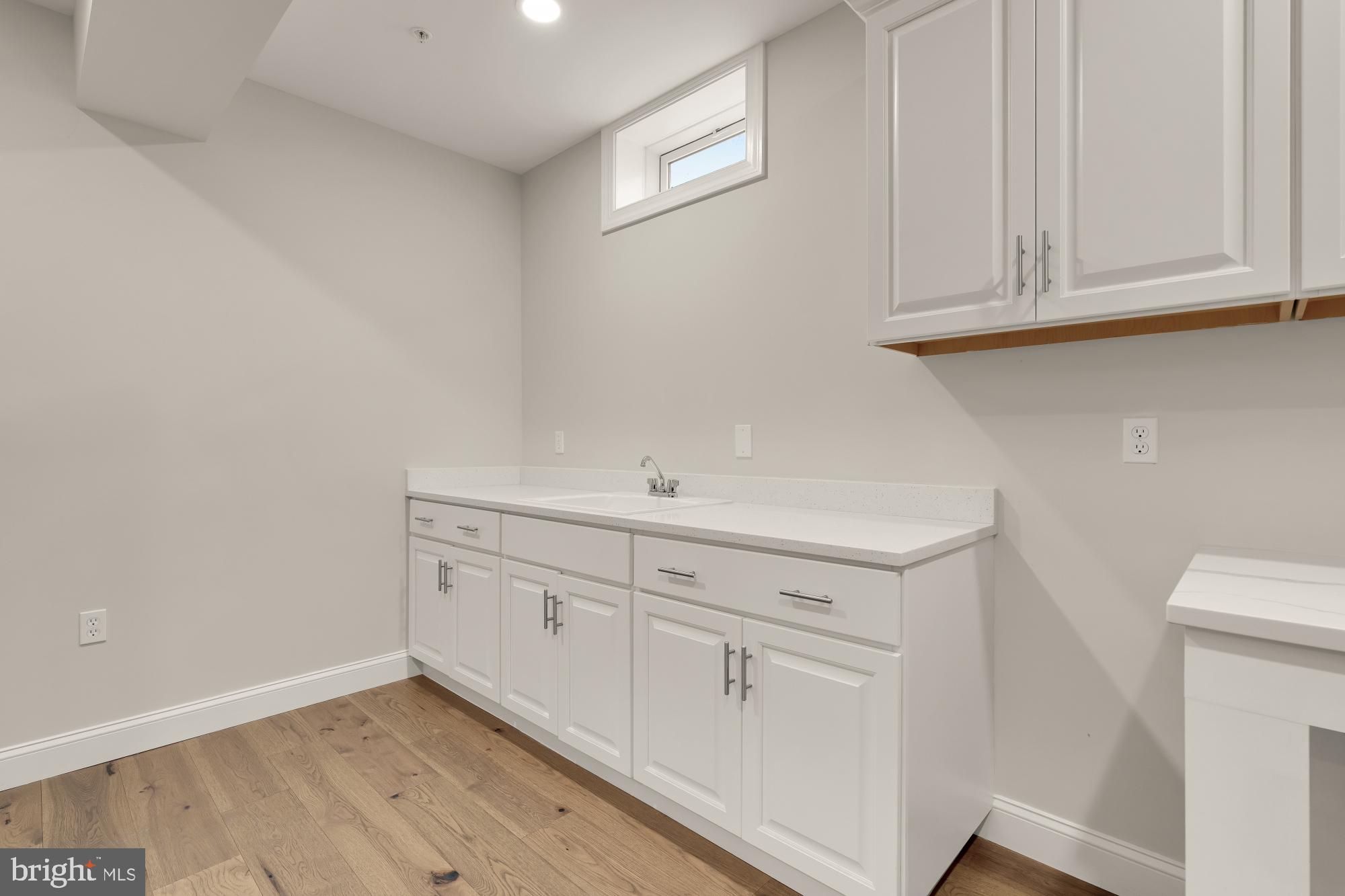 NORTH POTOMAC - Residential