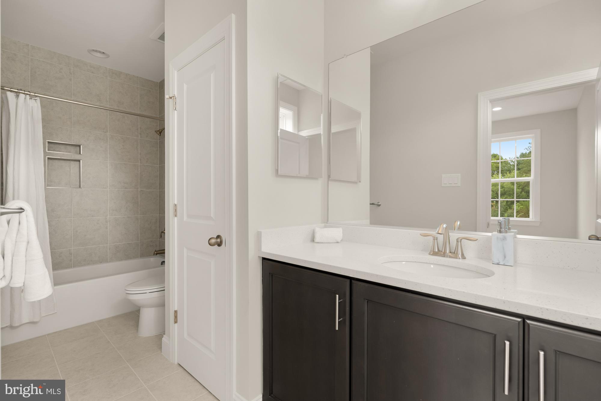 NORTH POTOMAC - Residential