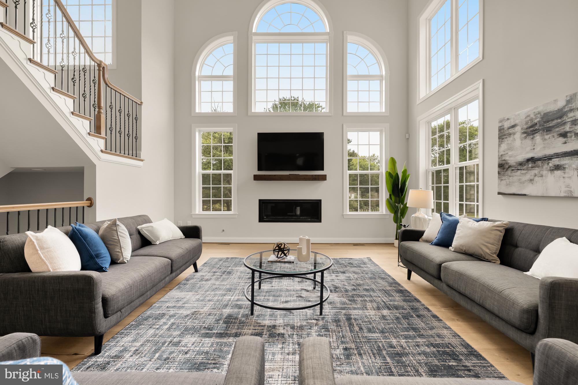 NORTH POTOMAC - Residential