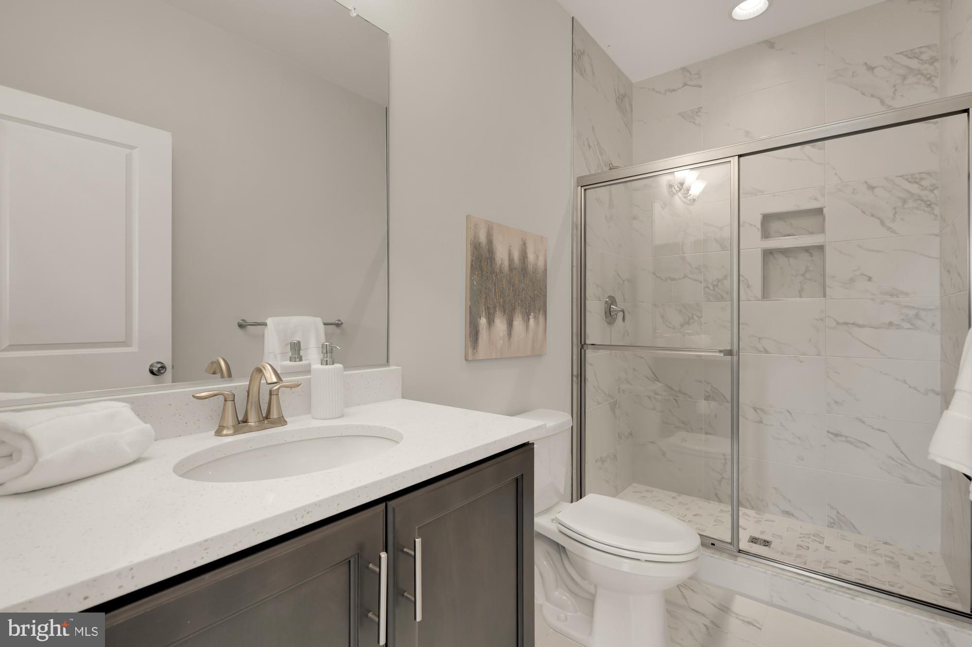 NORTH POTOMAC - Residential